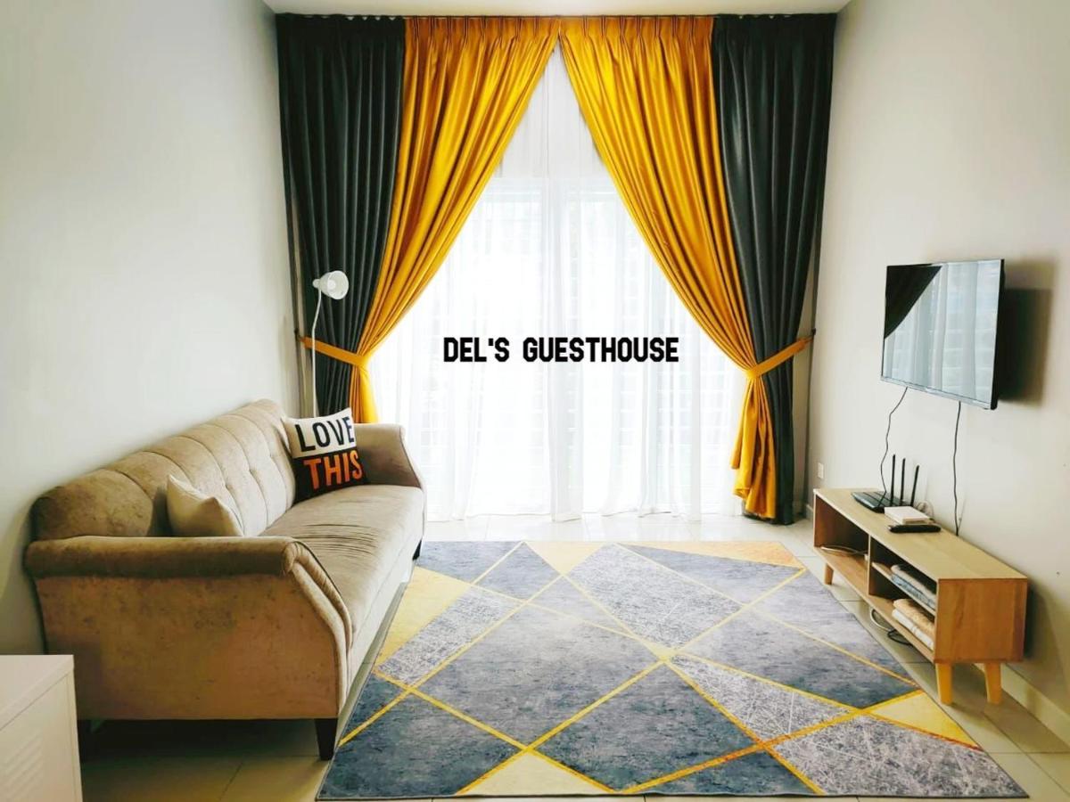 Del’s Guesthouse @ Southville Same Level with Pool fits 8 Bangi Extérieur photo